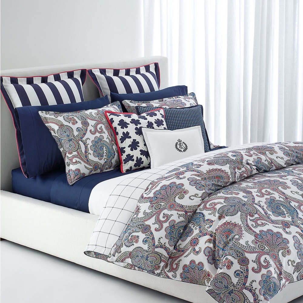 Lauren Ralph Lauren Carter Reversible King Duvet Cover Set + 2 Euro Shams